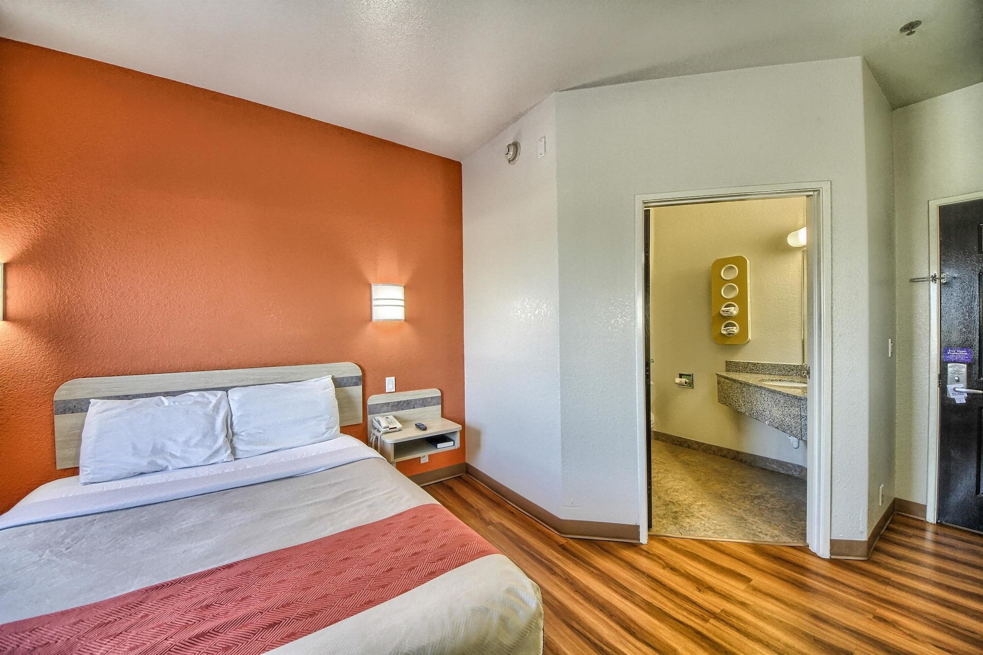 Motel 6-Mission, Tx Zewnętrze zdjęcie