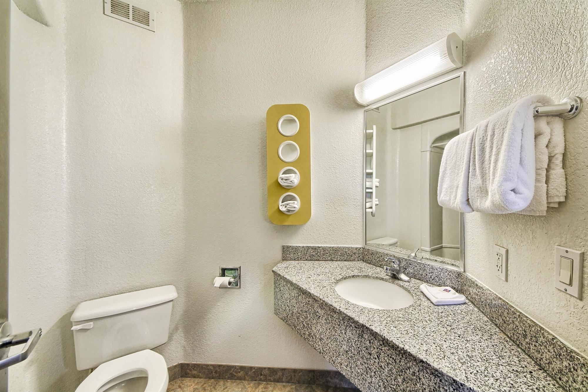 Motel 6-Mission, Tx Zewnętrze zdjęcie